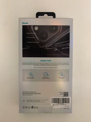 Funda iPhone 14 6.1 Carbono Benks