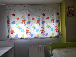 Cama de9ocomvertible en cuna escritorio estanteria
