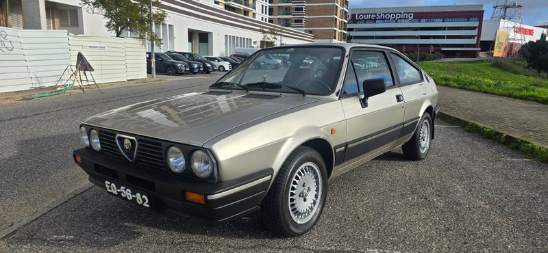 Alfa Romeo GTV 1995 - foto 1