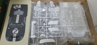 Maqueta Trumpeter Ford GT 40 Mk II 1/12