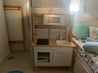 Cocinita de madera para niños