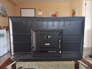 TV LED TD Systems 4K Negra