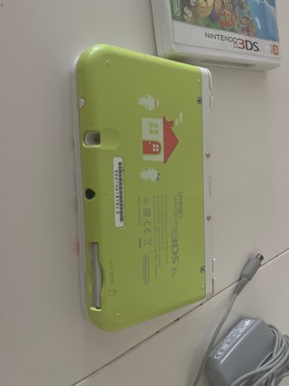 Nintendo 3DS XL Animal Crossing