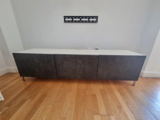 MUEBLE TV 1.80