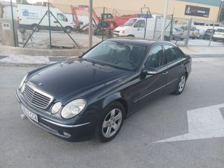 Mercedes-Benz Clase E 2004