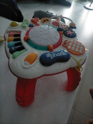 Mesa de juegos para bebés