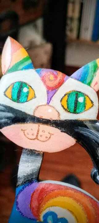 Gatto in legno laccato con calamita (Argentina)