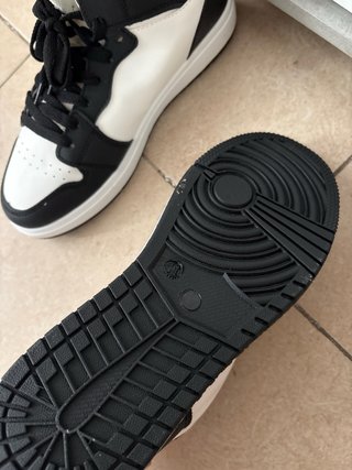 Zapatillas blancas