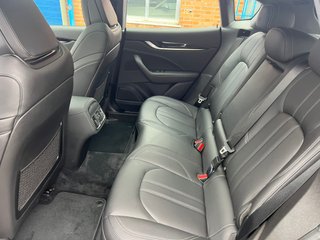 Maserati Levante V6 275 HP D AWD