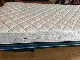 Letto a castello con 2 materassi FLEX e rete a doghe