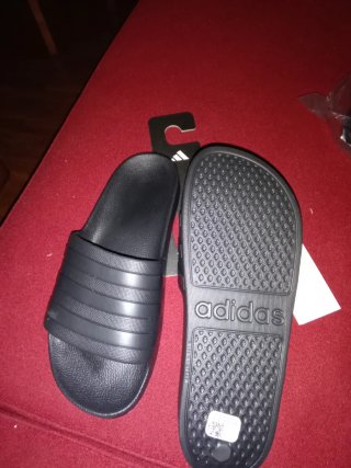 Adidas 42