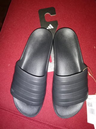 Adidas 42