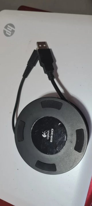 Lote PC: Auriculares Logitech, Ratón, Base, Juegos