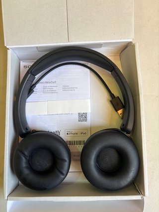 Sony WH-CH520 Wireless Bluetooth Headphones Lightw