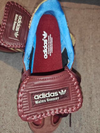 Deportiva retro Adidas