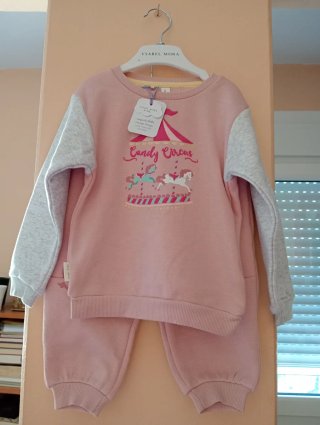 Conjunto Ysabel Mora sudadera y pantalón rosa