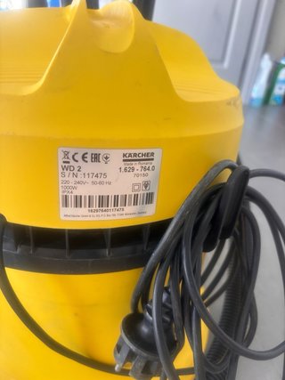 Aspiradora Kärcher WD2 para sólidos y líquidos