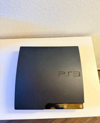 PS3 Slim 1TB con juegos PS1, PS2, PS3