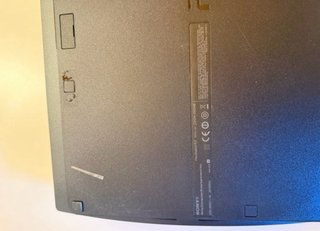 PS3 Slim 1TB con juegos PS1, PS2, PS3