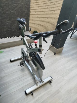 Bicicleta spinning BH Fitness SB3 Magnetic