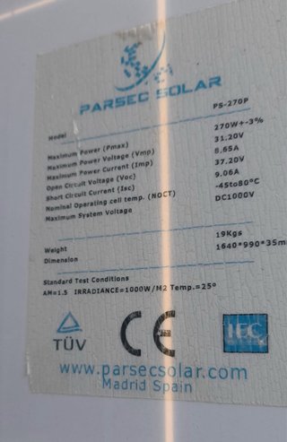 Inversor solar Poweramp 3000 y 4 placas solares