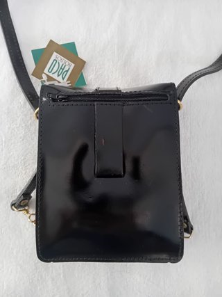 BOLSO PEQUEÑO BANDOLERA CUERO NEGRO
