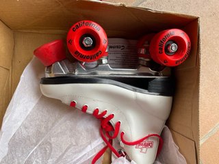 Patines infantiles de cuatro ruedas