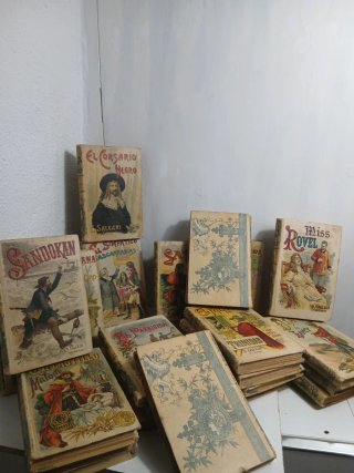 25 novelas antiguas, editorial saturnino Calleja