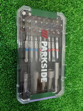 Estuche Parkside Puntas y Vasos
