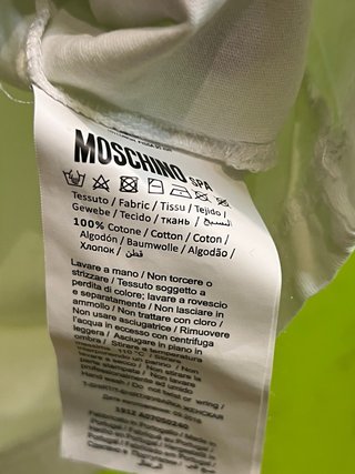 Maglia Moschino misura M con logo davanti Moschino