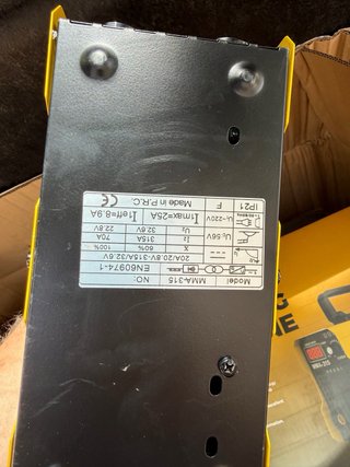Soldadora Inverter ADM 140A