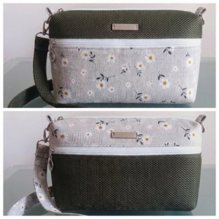 Bolso bandolera 3 cremalleras. Tirante regulable.