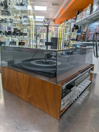 Radio/Tocadiscos Bettor EF-2