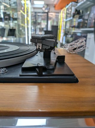 Radio/Tocadiscos Bettor EF-2