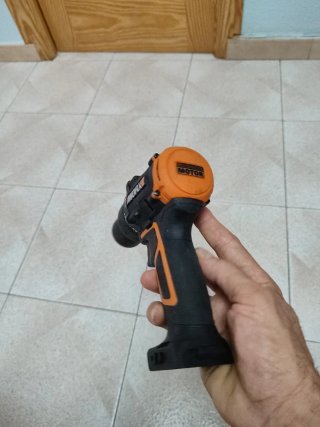 TALADRO PERCUTOR A BATERÍA WORX WT350