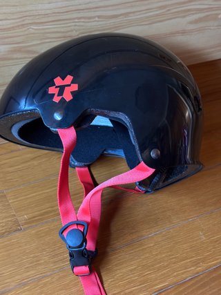 Casco bicicleta, patines y monopatín.