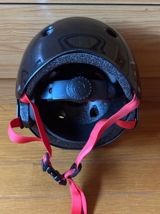 Casco bicicleta, patines y monopatín.
