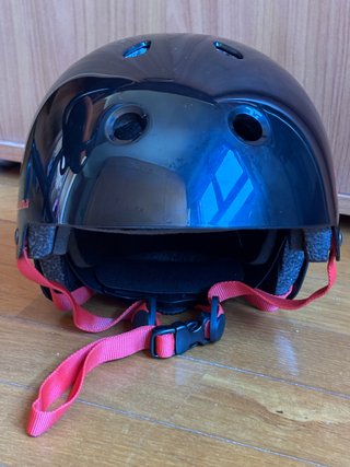 Casco bicicleta, patines y monopatín.