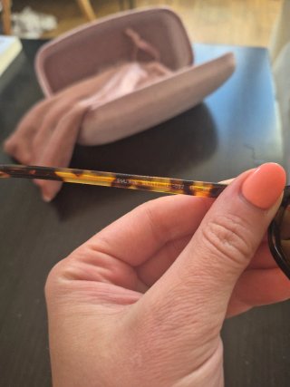 Gafas Miu Miu modelo SMU A06