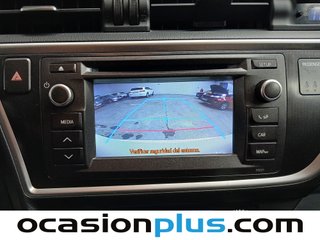 Toyota Auris 1.8 Hybrid Active 100 kW (136 CV)