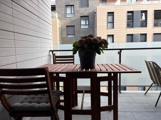 Mesa plegable exterior Ikea ÄPPLARÖ y 4 sillas