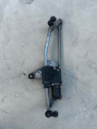 Motor limpiaparabrisas delantero VW Passat B7