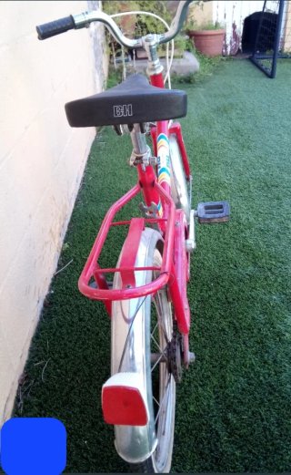 Bicicleta BH infantil clásica roja