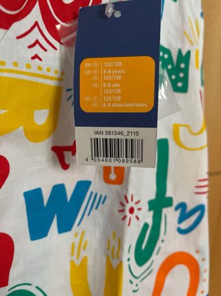 Bata de manualidades o de uso escolar