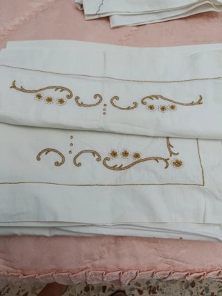 Sabanas bordadas