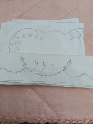 Sabanas bordadas
