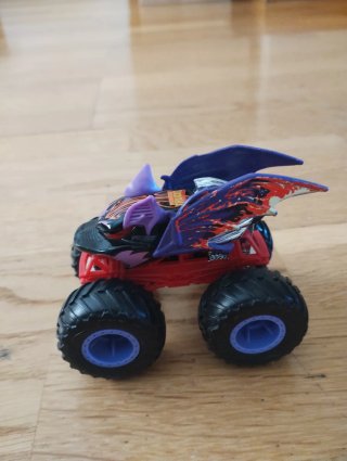 Set de Juguetes: Coche, Moto y Tractor