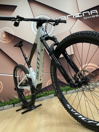Bicicleta Scott Lumen 905