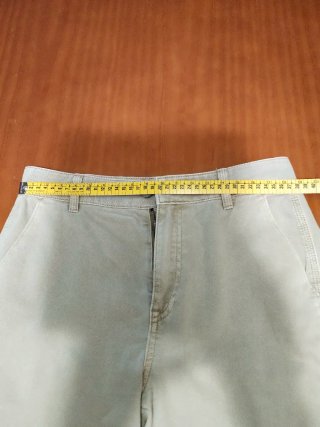 Pantalón cargo beige mujer