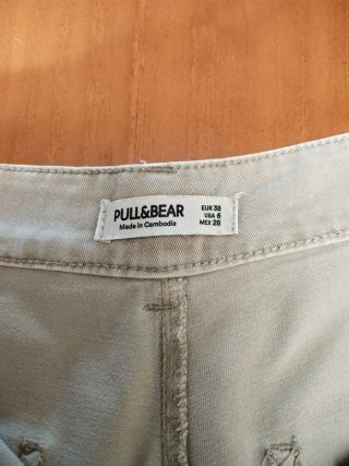 Pantalón cargo beige mujer
